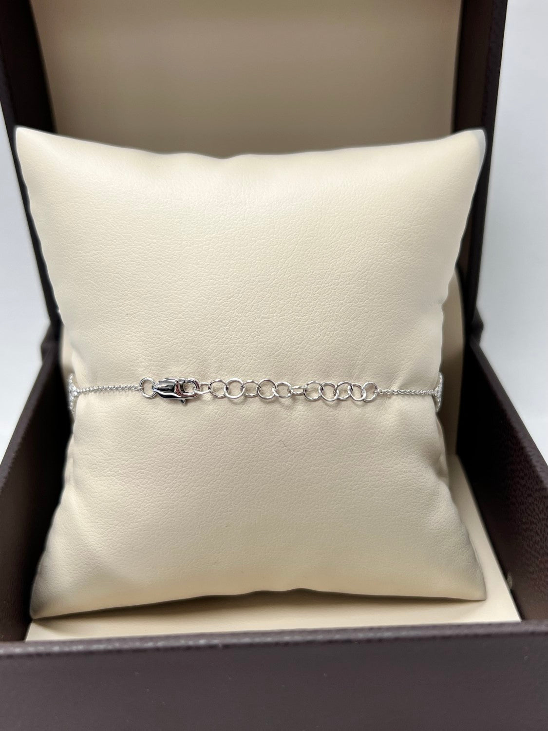14K White Gold Clover Bracelet, 1.14ct
