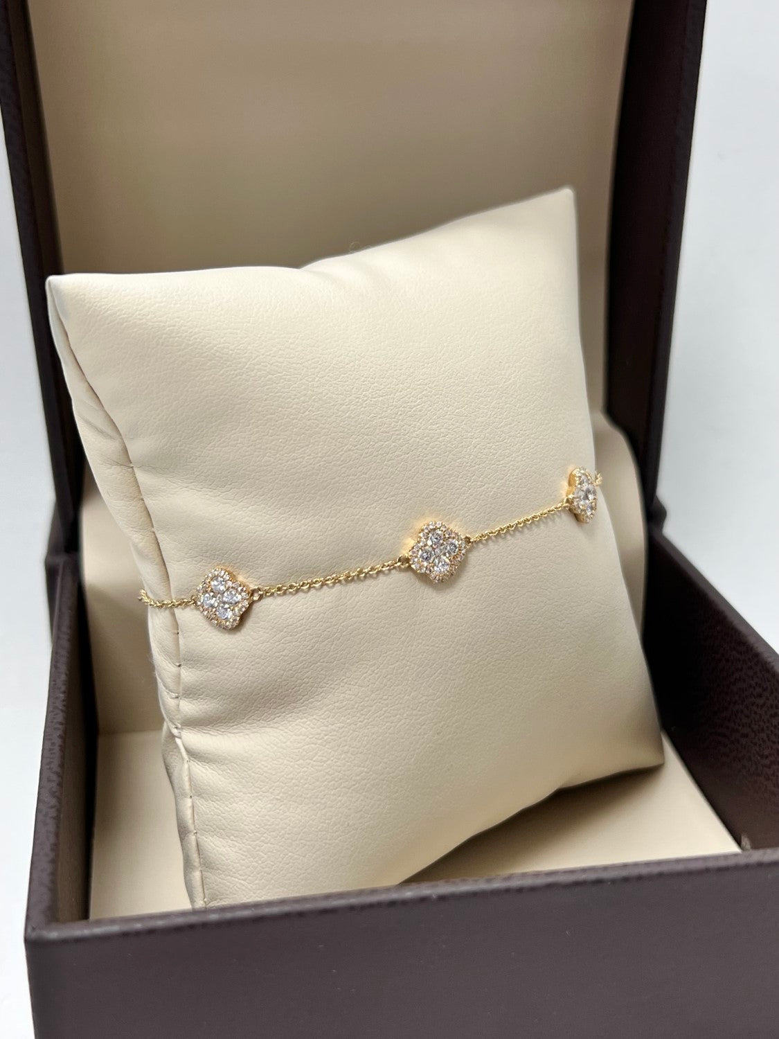 14K Yellow Gold Clover Bracelet, 1.14ct