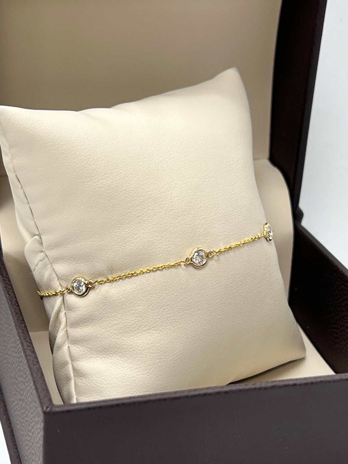 14K Yellow Gold Diamonds Station Bracelet - Large, 0.75ct