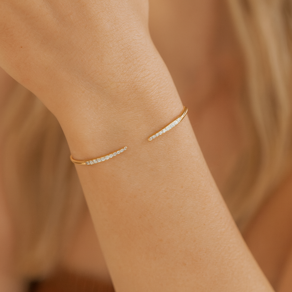 14K Yellow Gold Diamond Claw Bangle, 0.81ct