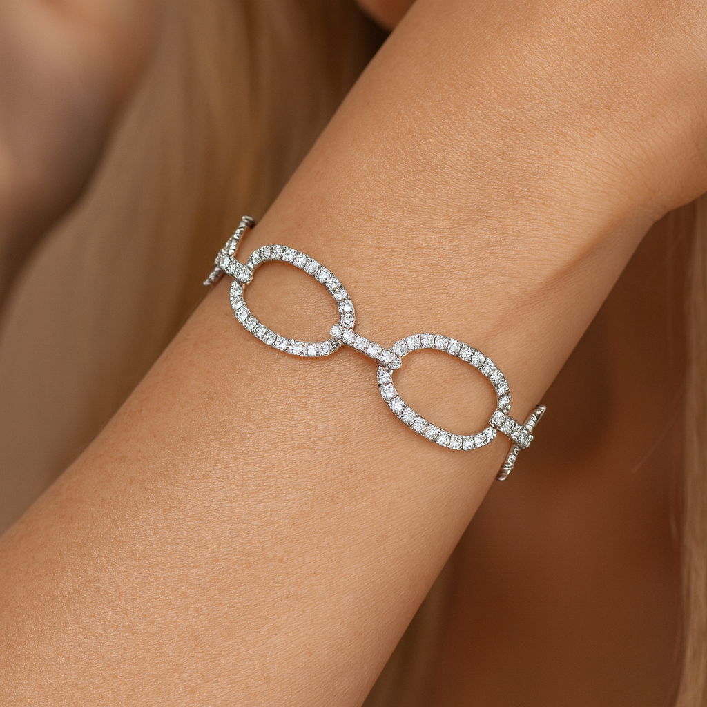 14K White Gold Diamond Open Circle Link Bangle, 4.41ct