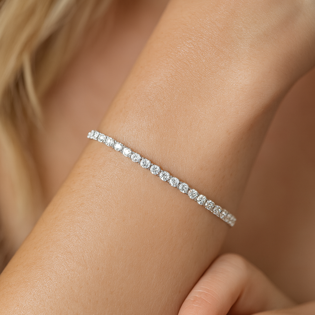14K White Gold Diamond Bangle, 1.03ct