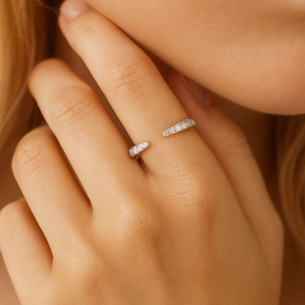 14K White Gold Claw Ring, 0.32ct