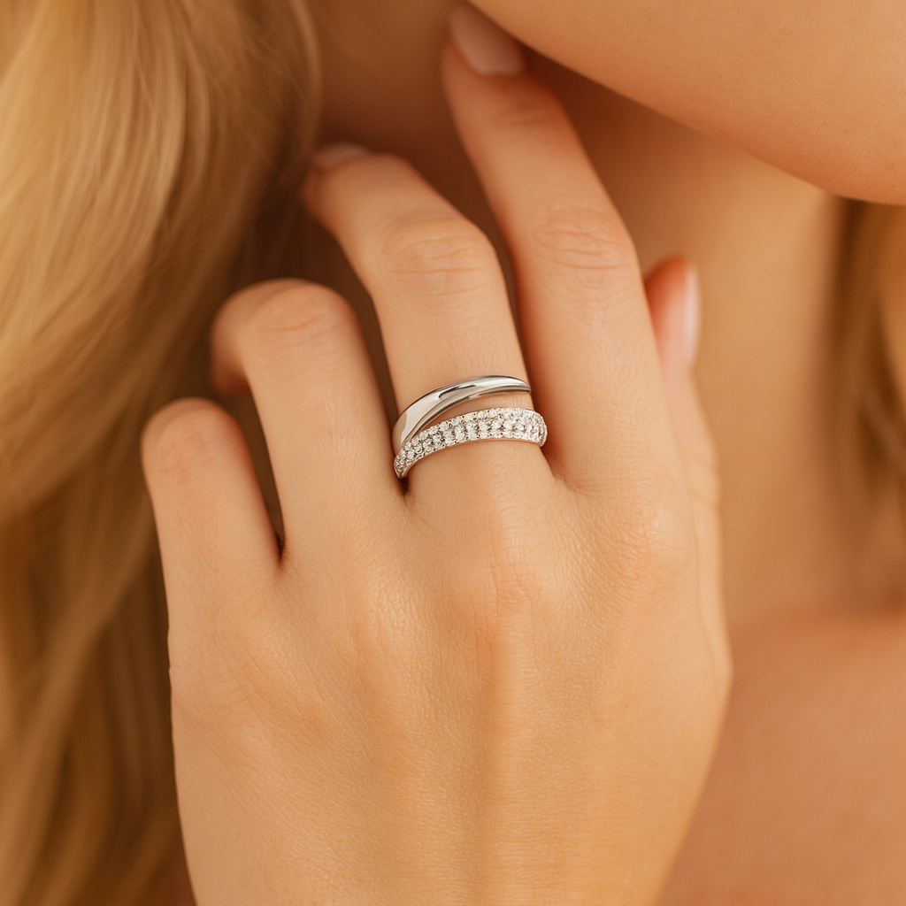 14K White Gold Grip Ring, 0.42ct