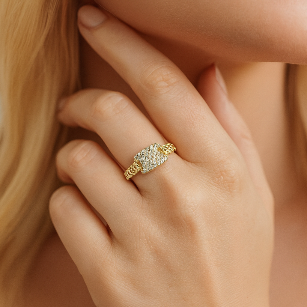 14K Yellow Gold Tag Ring, 0.13ct