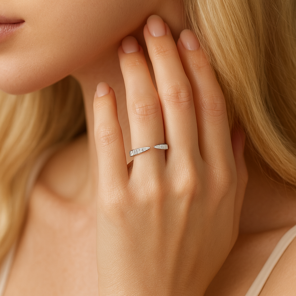 14K White Gold Diamond Ring, 0.39ct