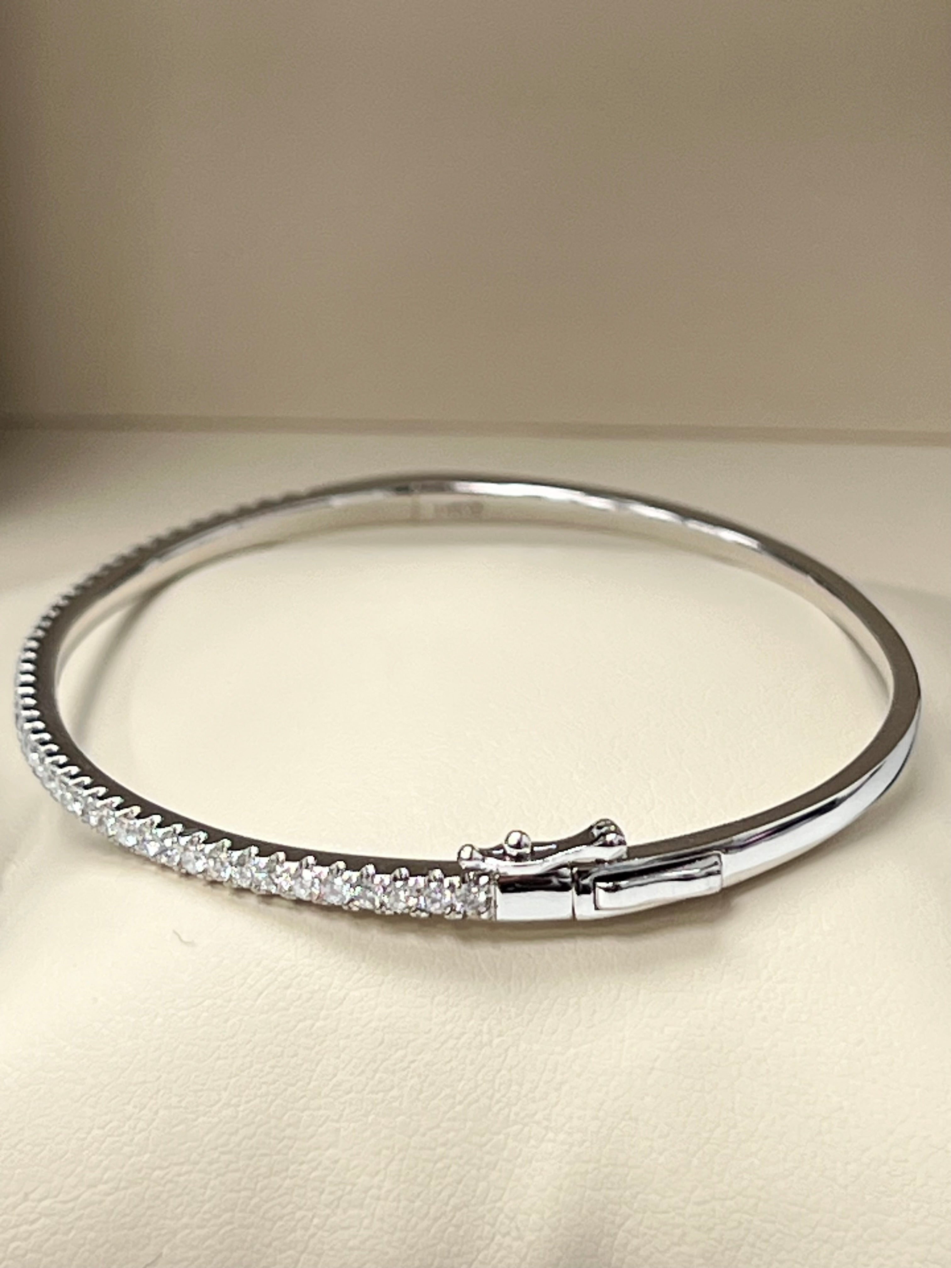 Classic 14K White Gold Diamond Bangle, 0.92ct