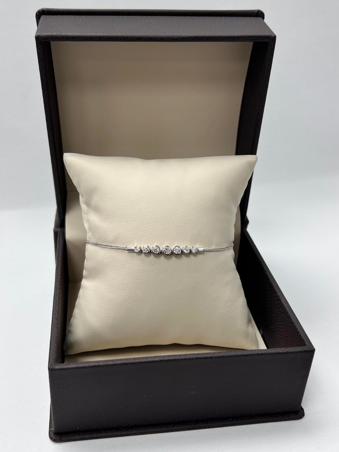 14K White Gold Drawstring Diamond Bracelet