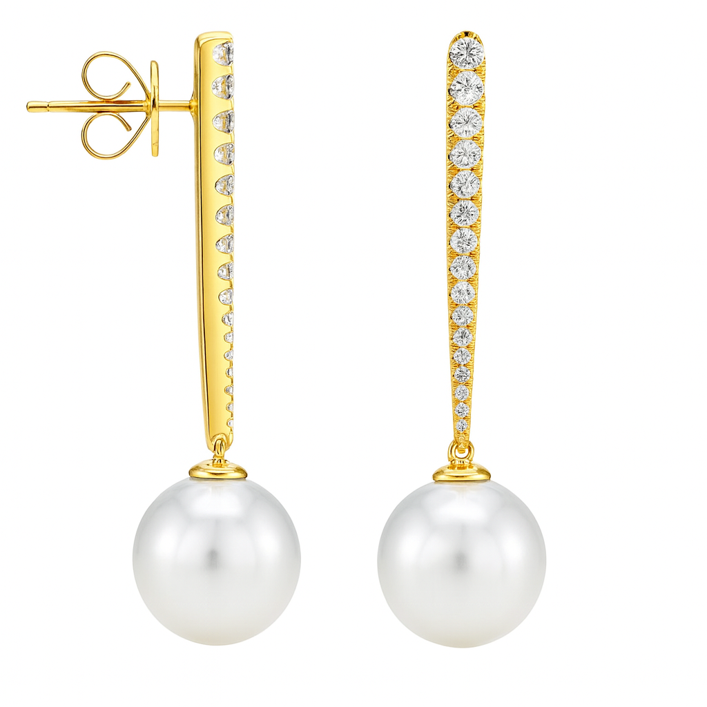 18K Yellow Gold Freshwater Pearl Earrings, 10-11mm, 0.44ct