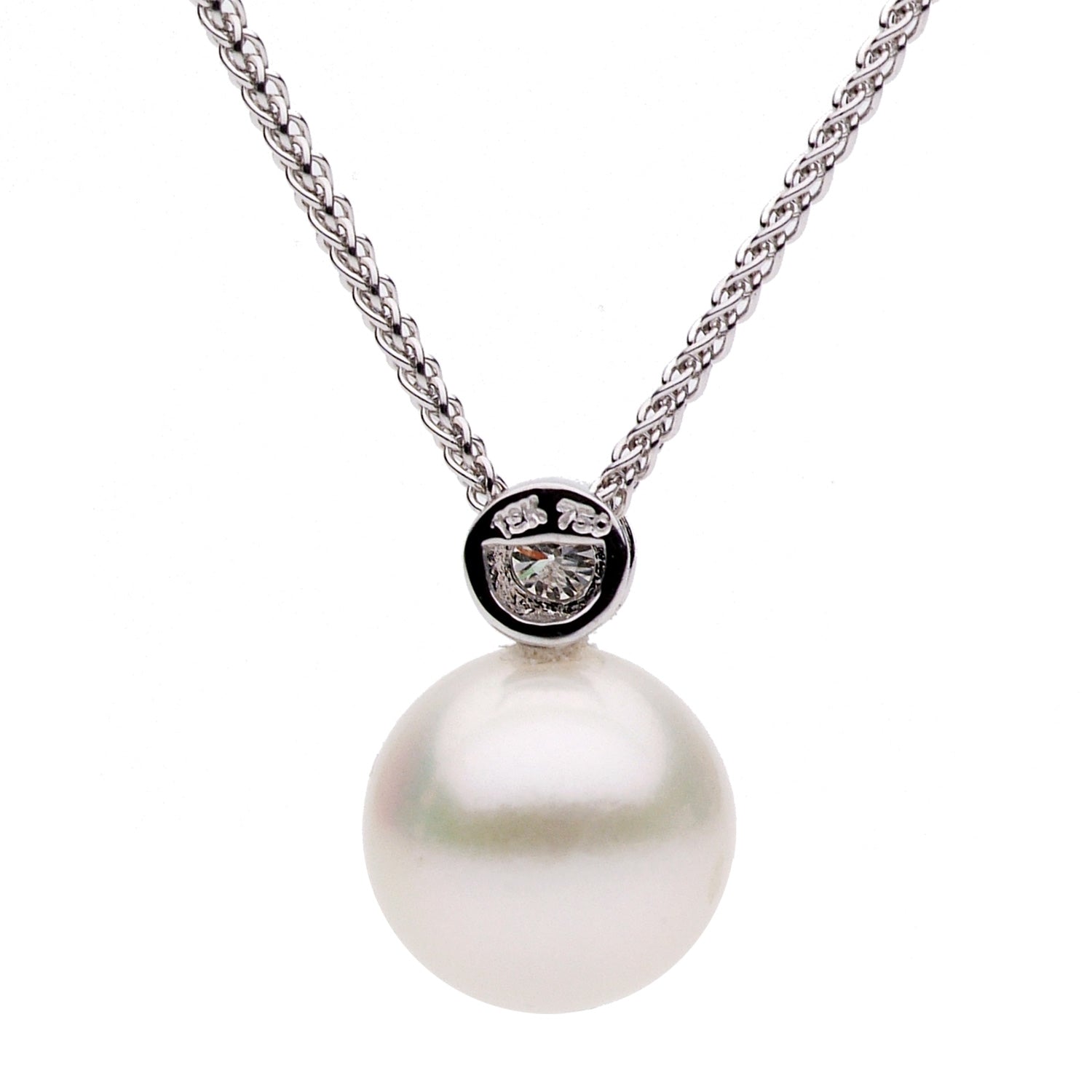 Freshwater Pearl and Bezel Set Diamond Pendant